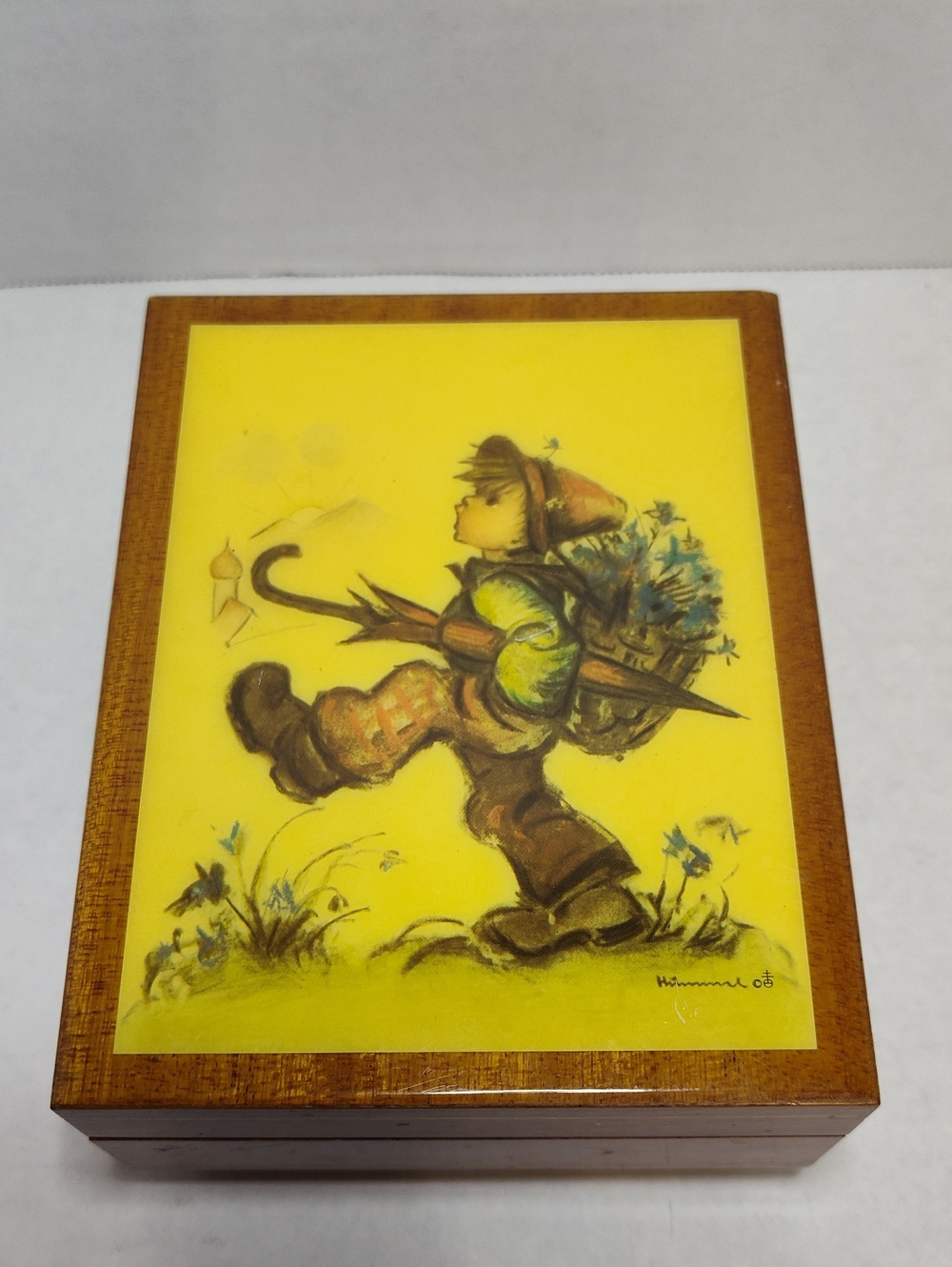 Globe Trotter #79 Hummel Music Box Plays Edelweiss 1970's S stamped Gear